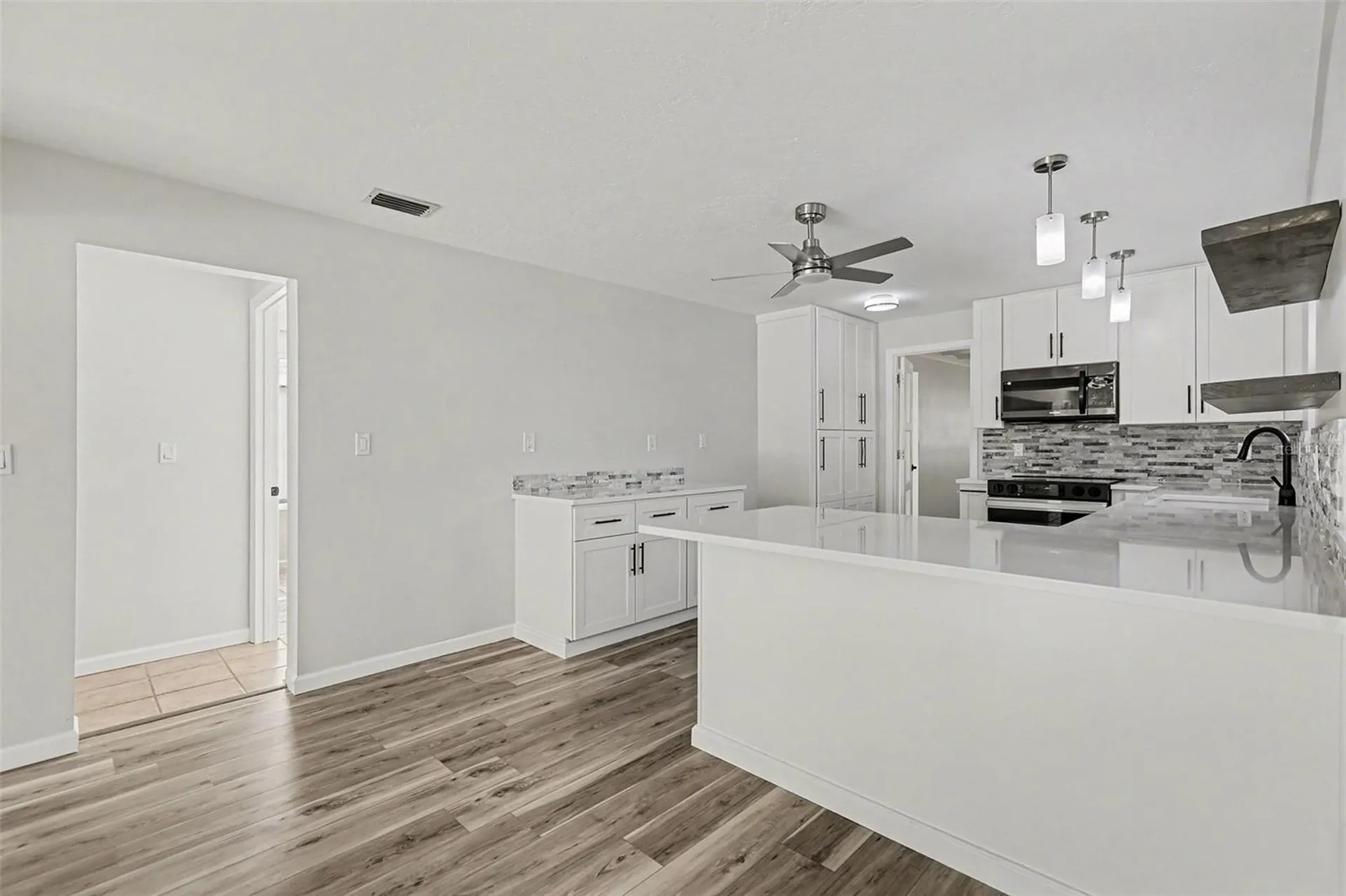 580 Russell Street Longboat Key FL 34228
