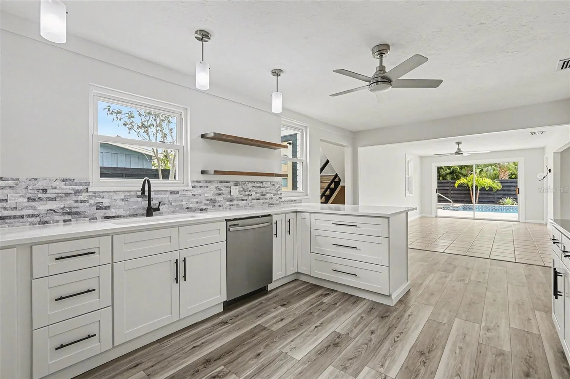 580 Russell Street Longboat Key FL 34228