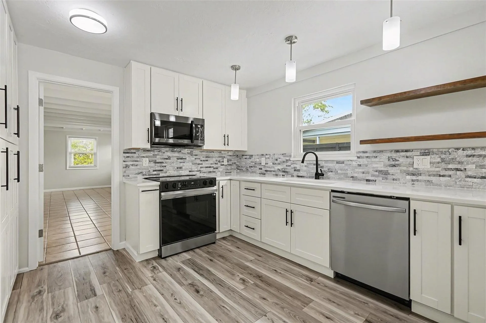 580 Russell Street Longboat Key FL 34228