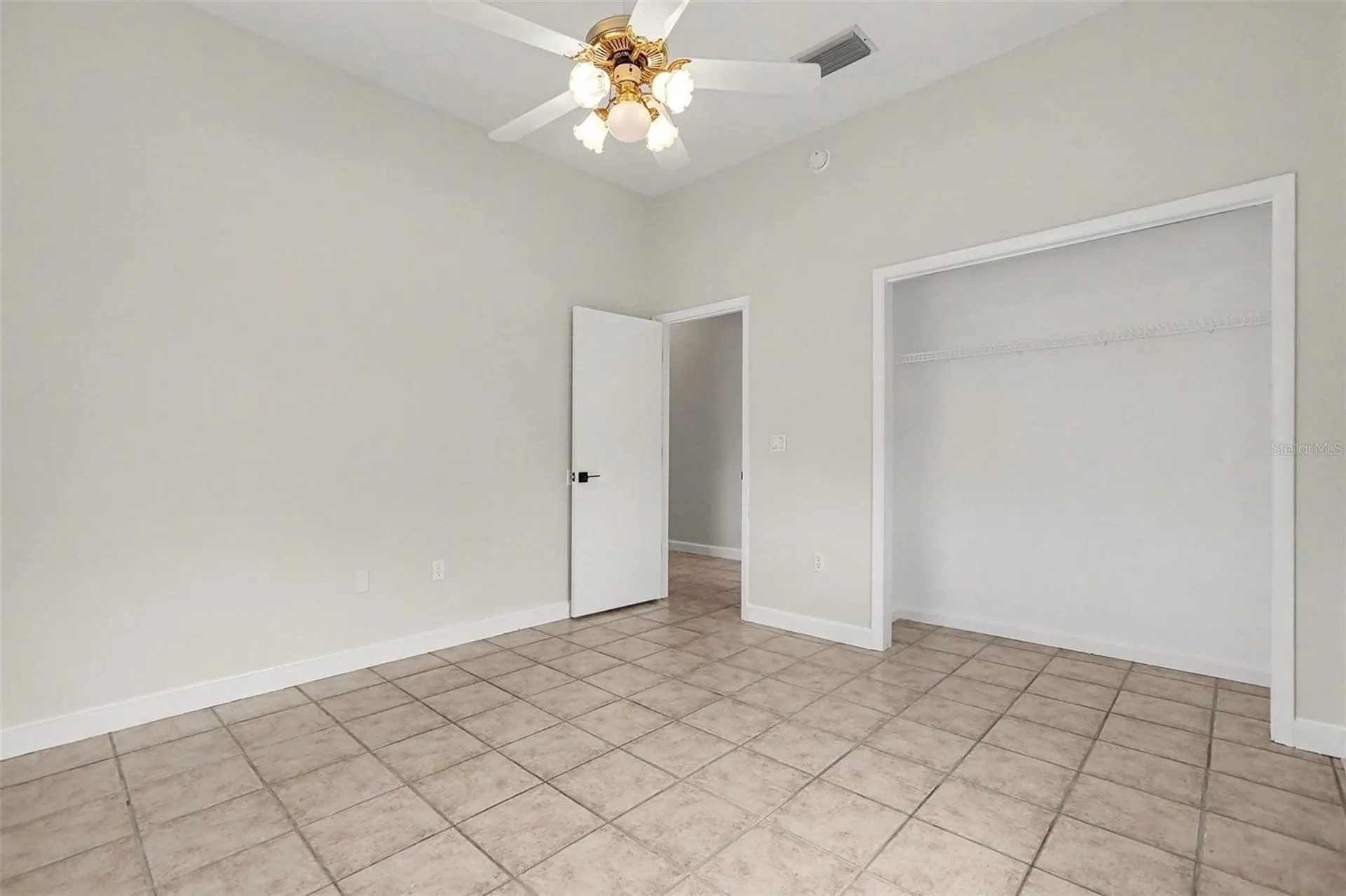 580 Russell Street Longboat Key FL 34228
