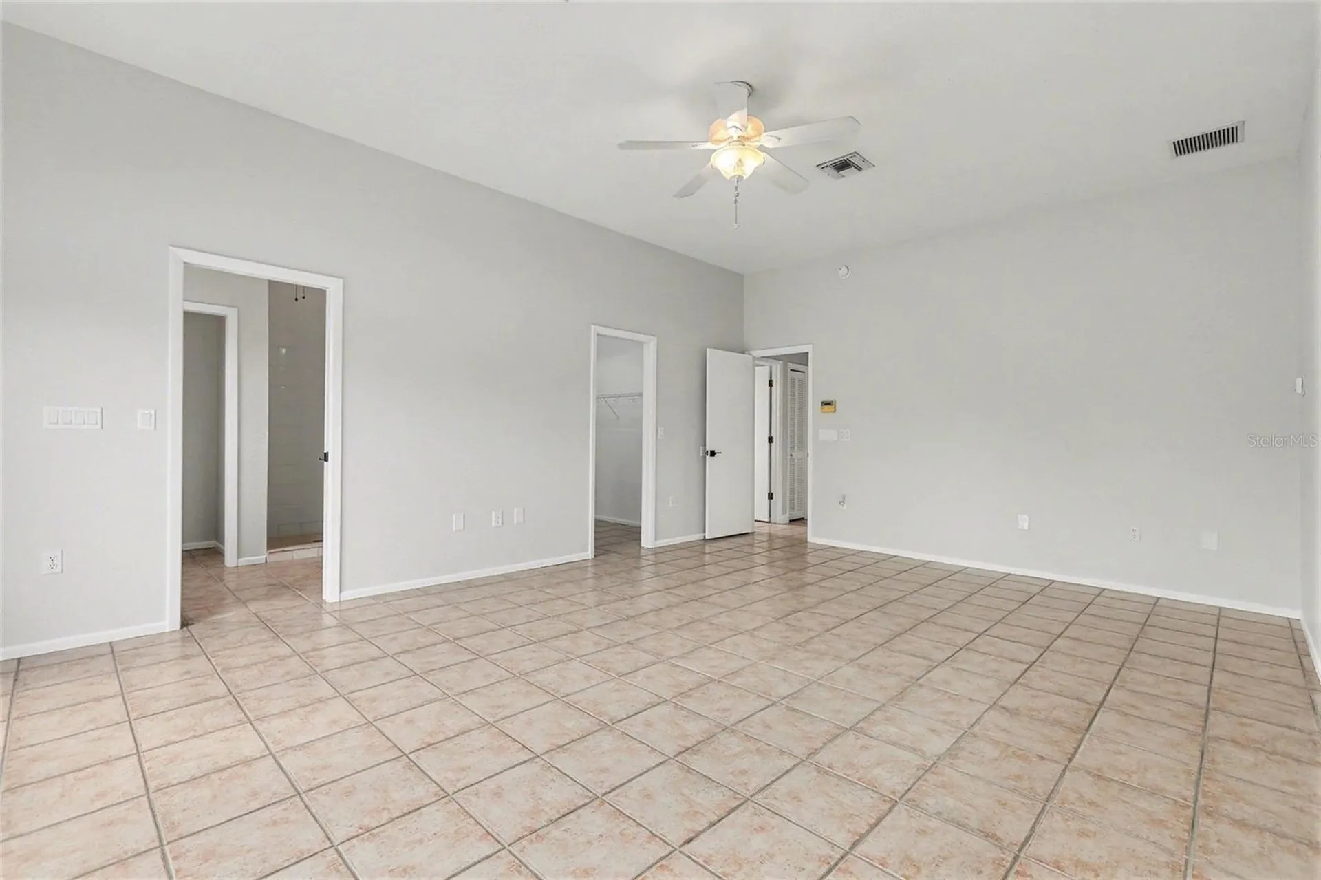 580 Russell Street Longboat Key FL 34228