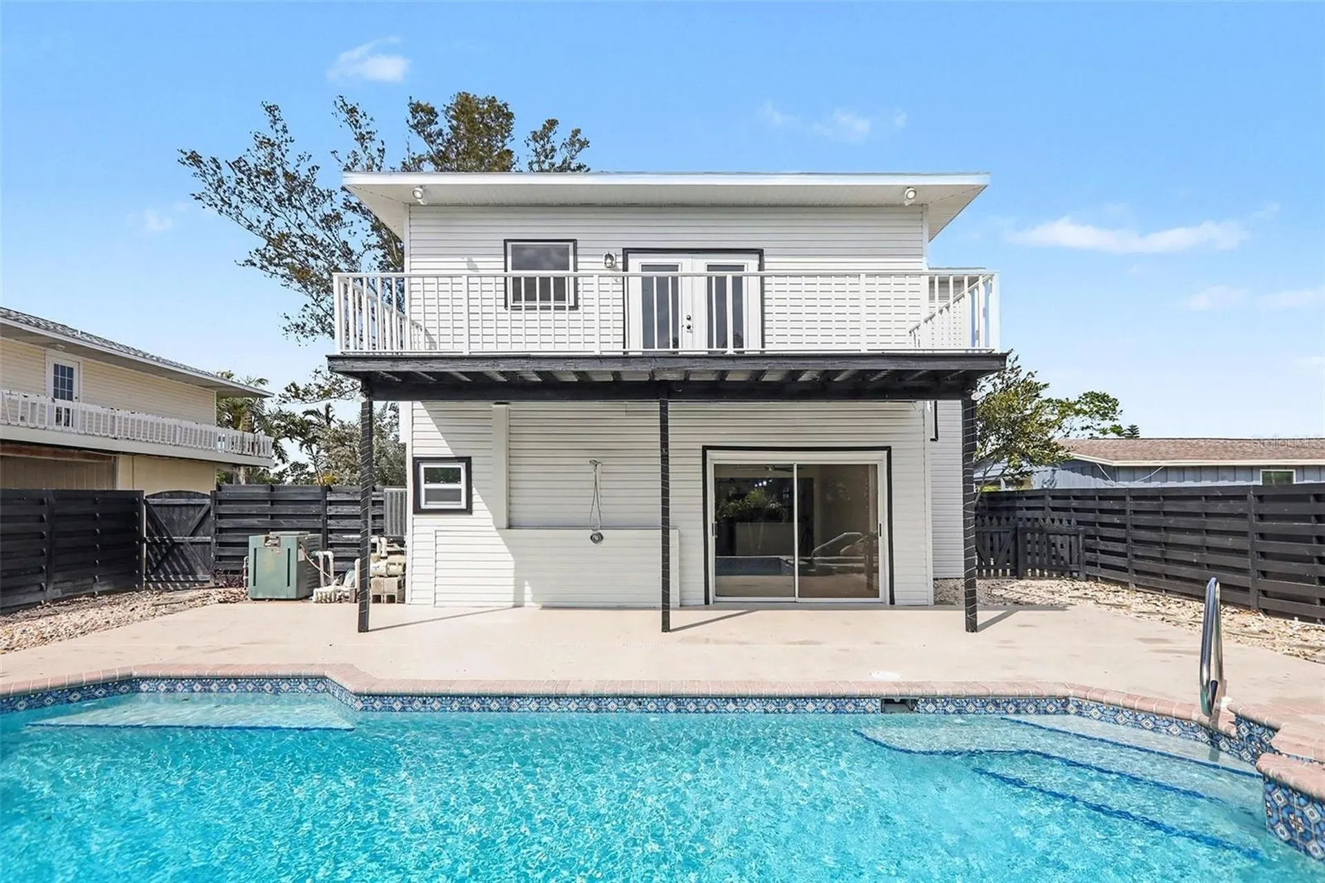 580 Russell Street Longboat Key FL 34228