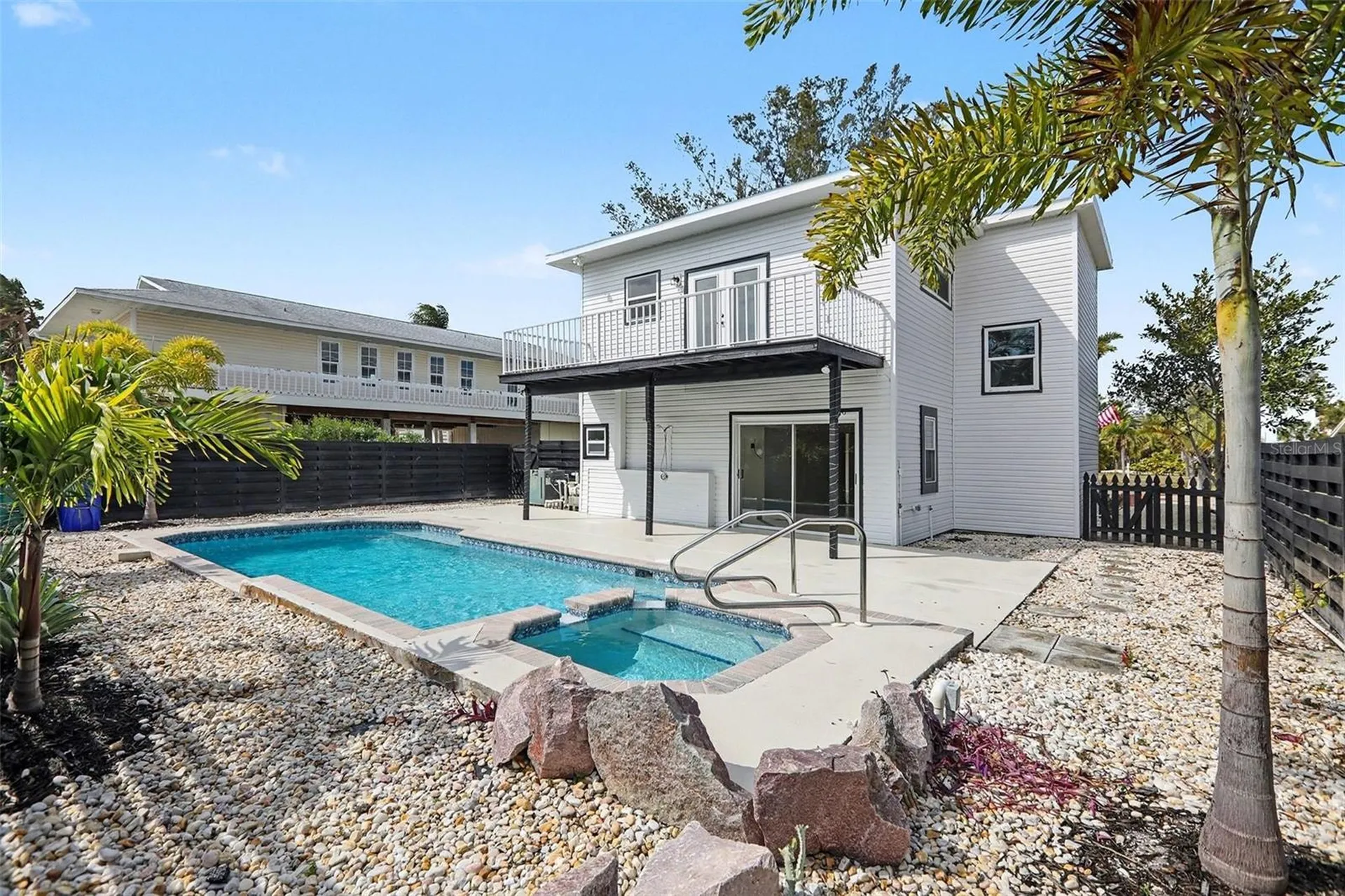 580 Russell Street Longboat Key FL 34228