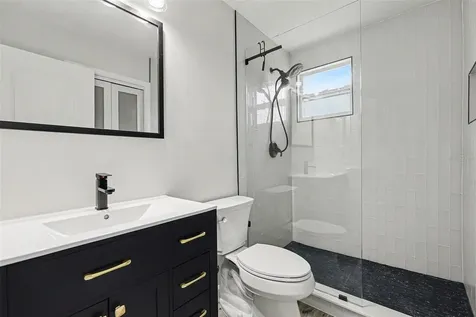 580 Russell Street Longboat Key FL 34228
