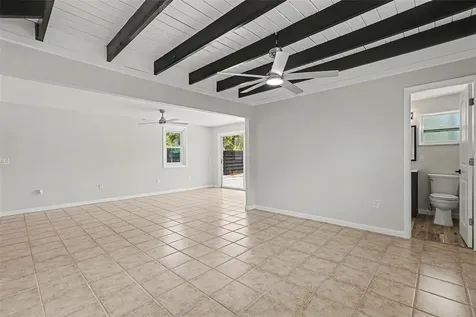 580 Russell Street Longboat Key FL 34228