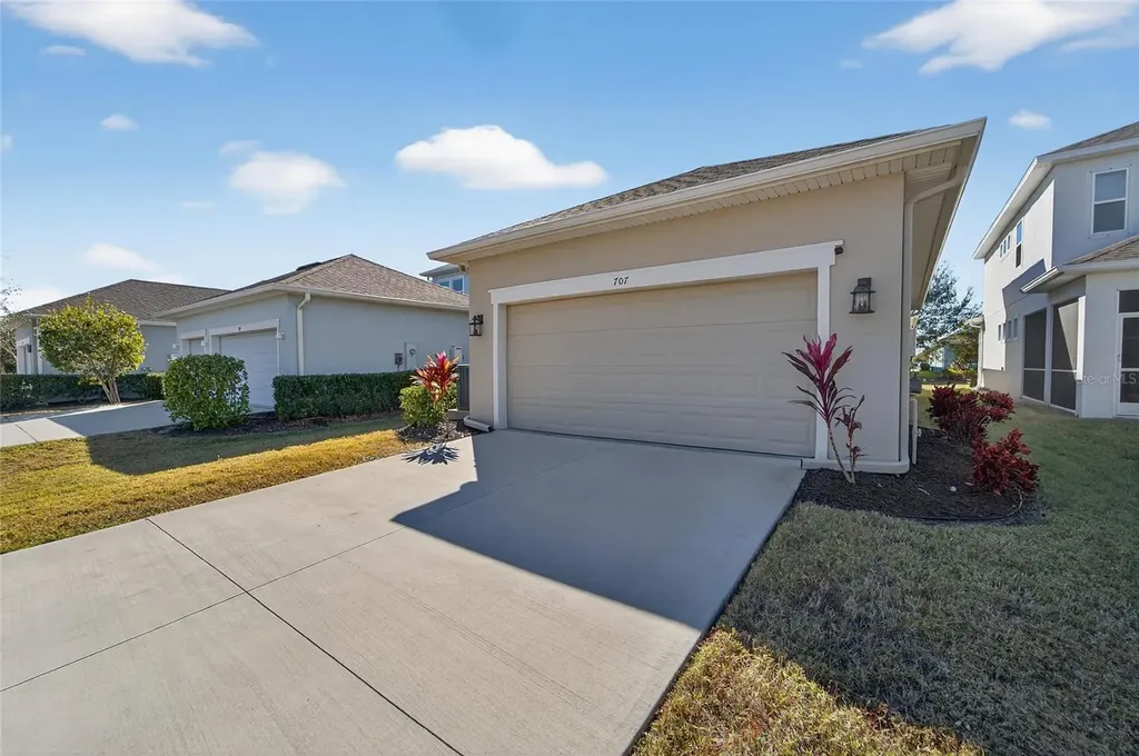 707 Winterside Drive Apollo Beach FL 33572