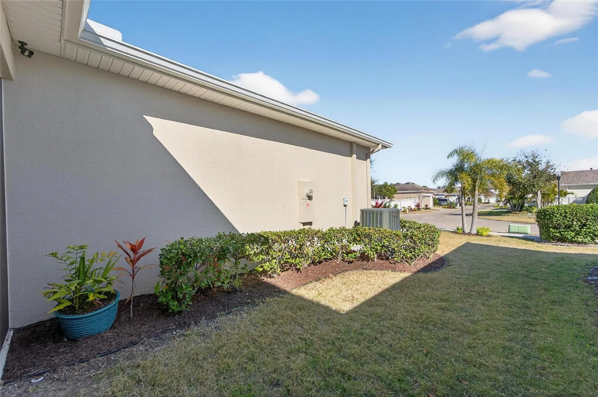 707 Winterside Drive Apollo Beach FL 33572