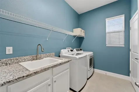 707 Winterside Drive Apollo Beach FL 33572