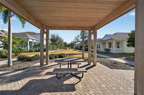 707 Winterside Drive Apollo Beach FL 33572