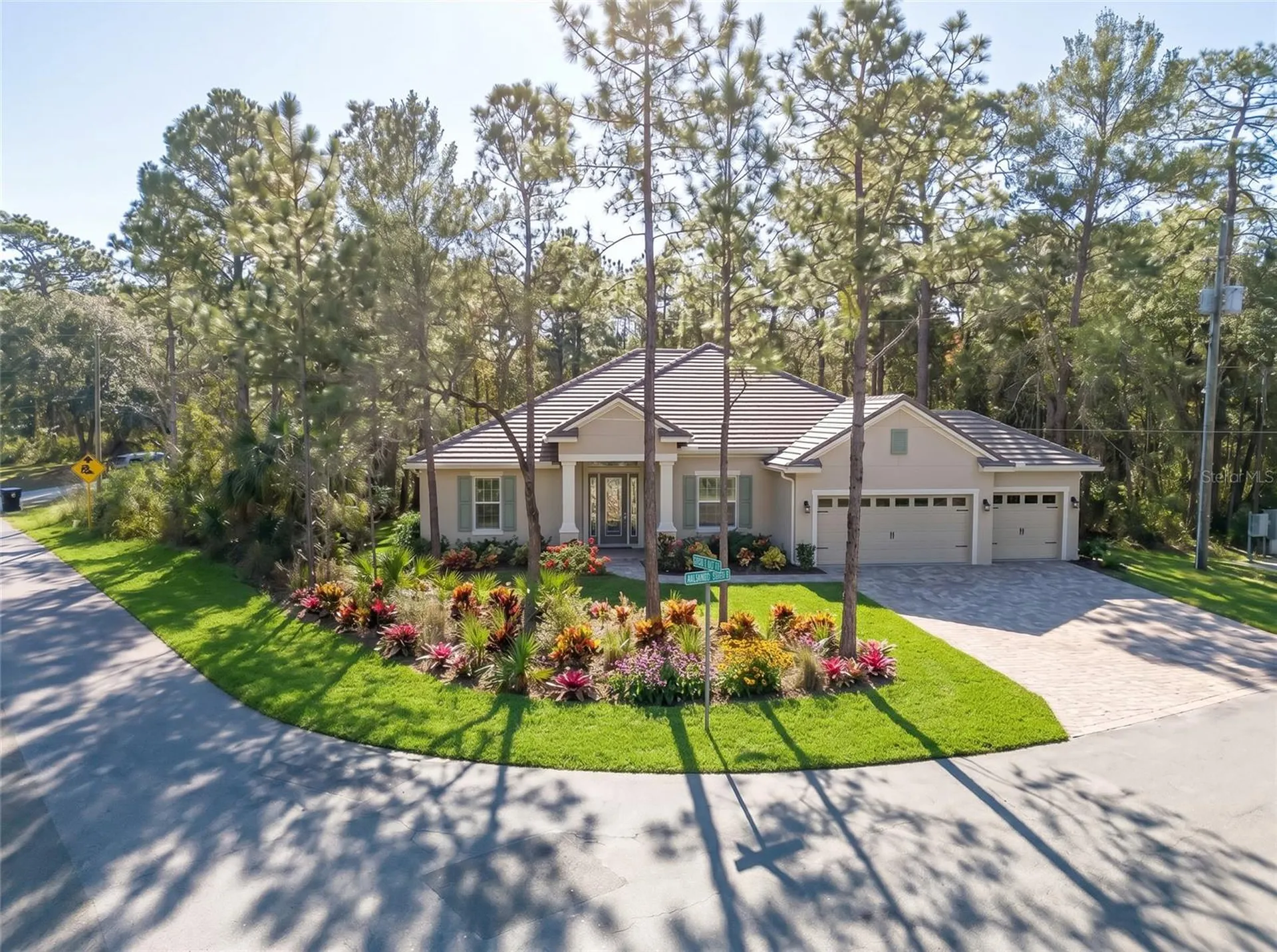 30 Bells Of Ireland Court Homosassa FL 34446