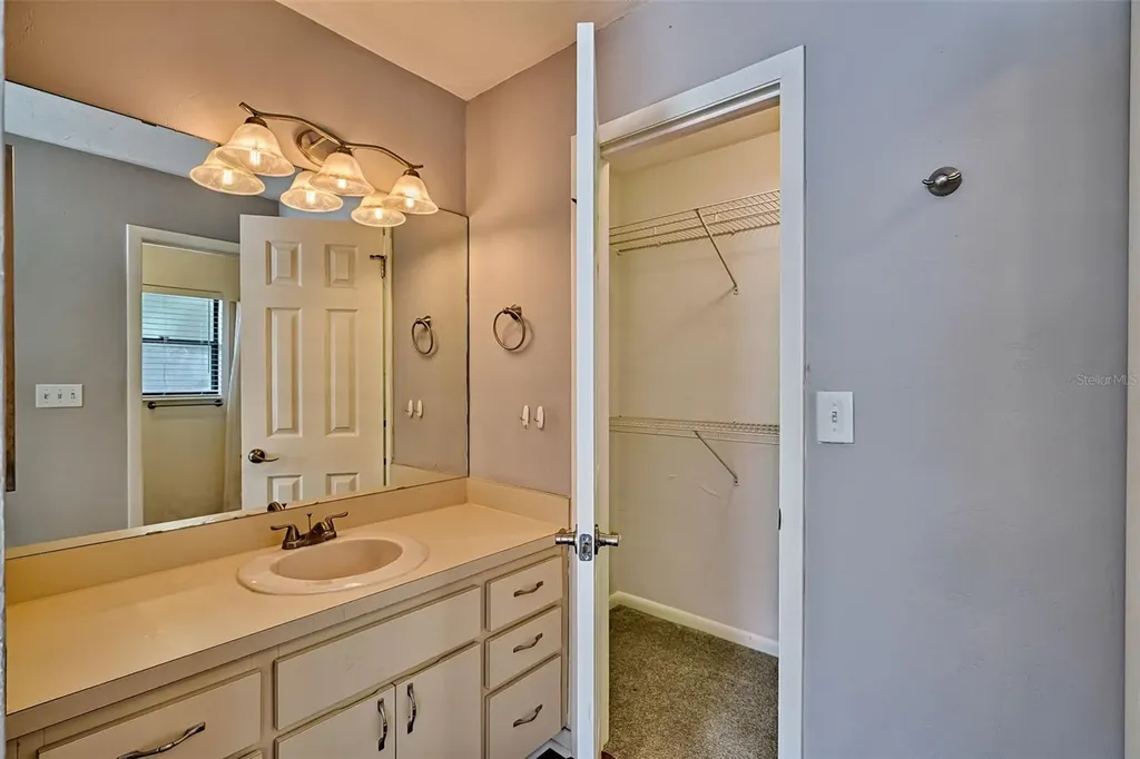 8786 NW 37th Circle Gainesville FL 32653