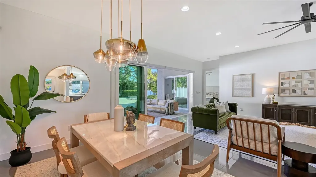 2215 Datura Street Sarasota FL 34239
