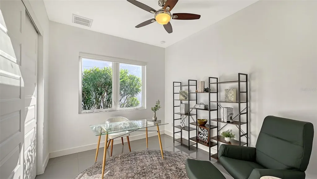2215 Datura Street Sarasota FL 34239