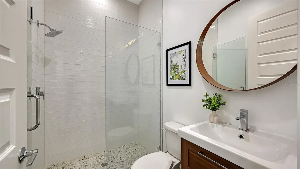 2215 Datura Street Sarasota FL 34239