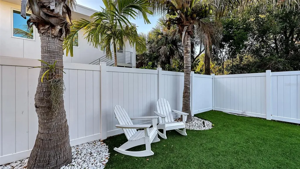 2215 Datura Street Sarasota FL 34239