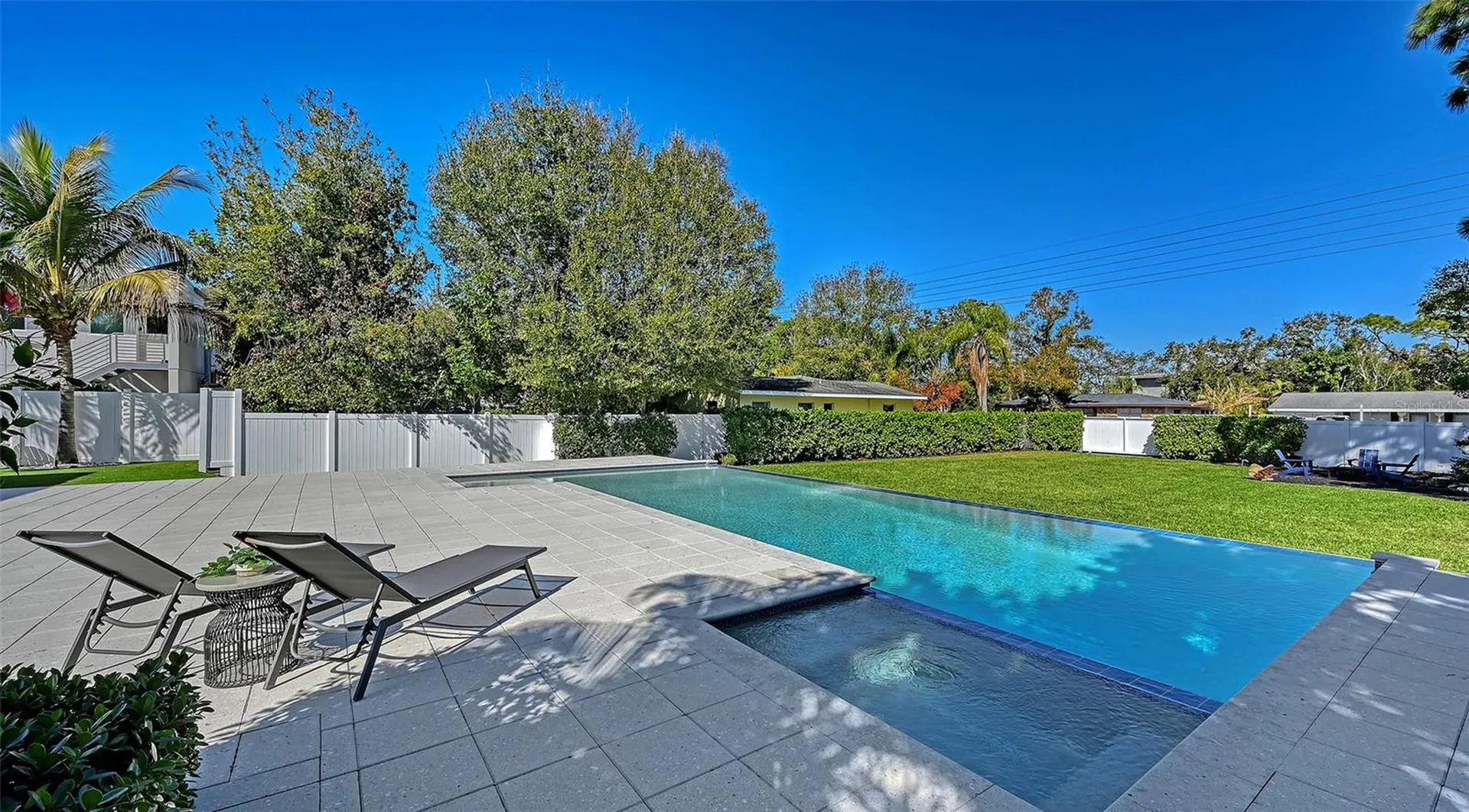2215 Datura Street Sarasota FL 34239