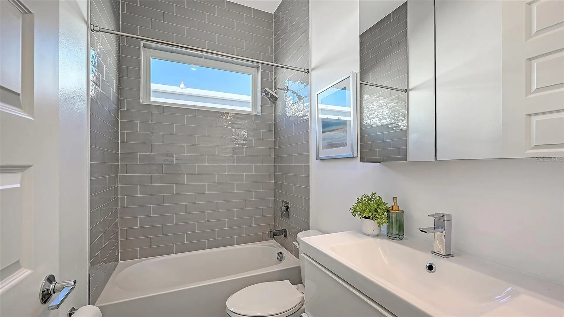 2215 Datura Street Sarasota FL 34239