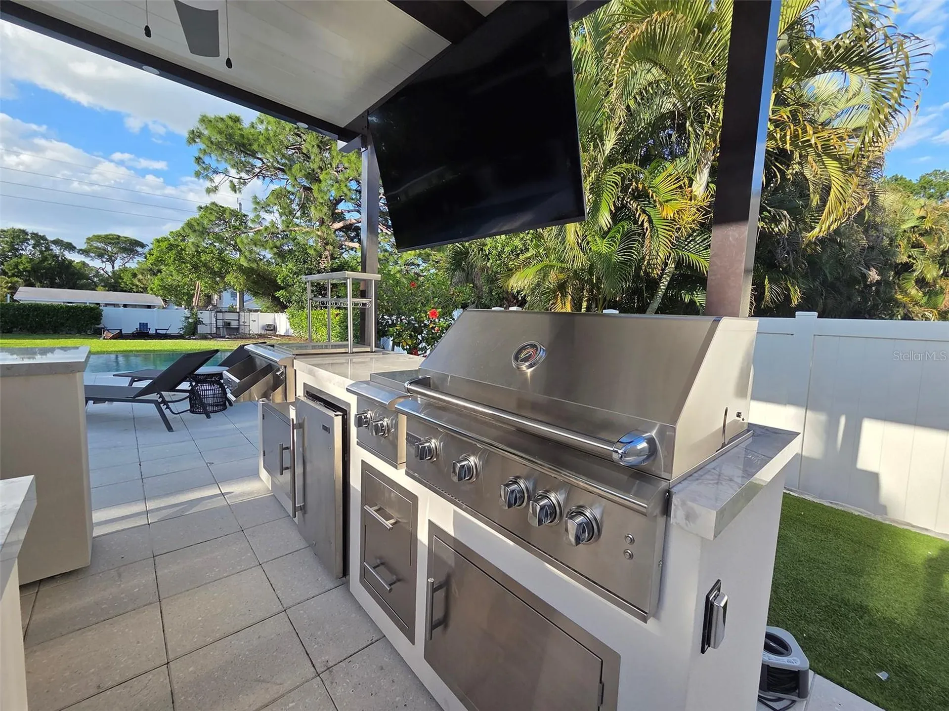 2215 Datura Street Sarasota FL 34239