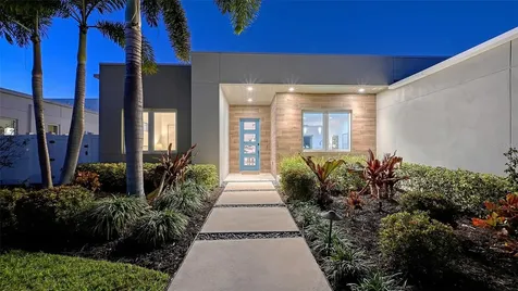 2215 Datura Street Sarasota FL 34239