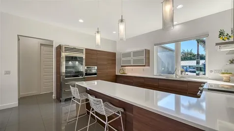 2215 Datura Street Sarasota FL 34239