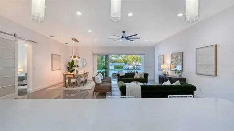 2215 Datura Street Sarasota FL 34239