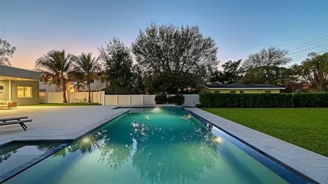 2215 Datura Street Sarasota FL 34239