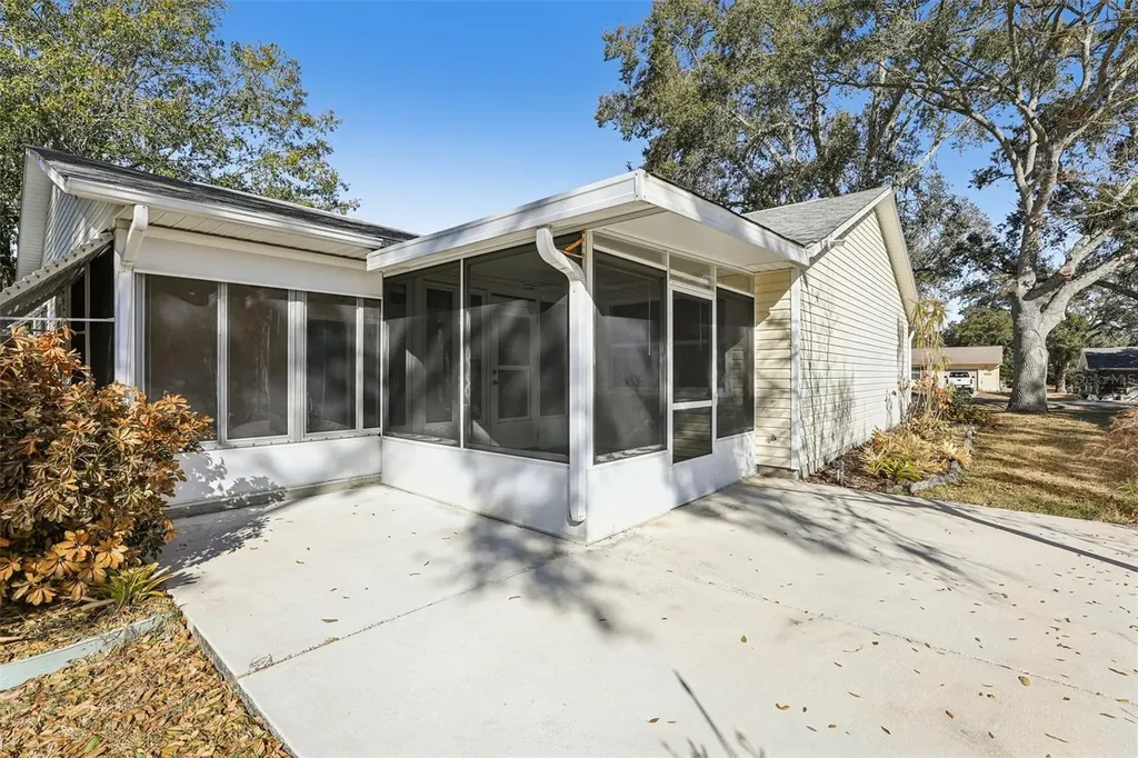 2108 Greenlaw Court Leesburg FL 34788