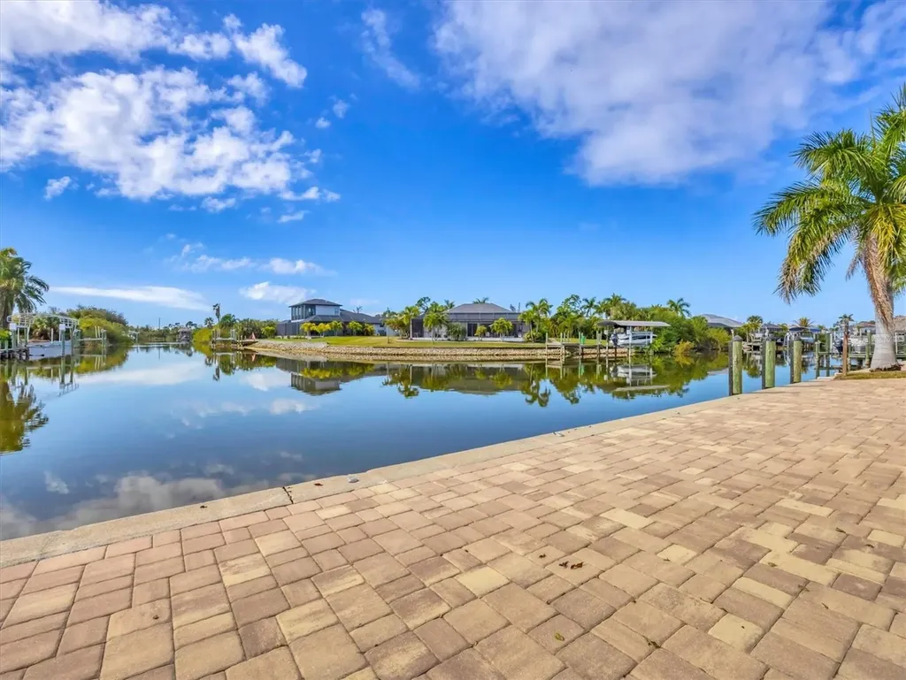 15452 Alsask Circle Port Charlotte FL 33981