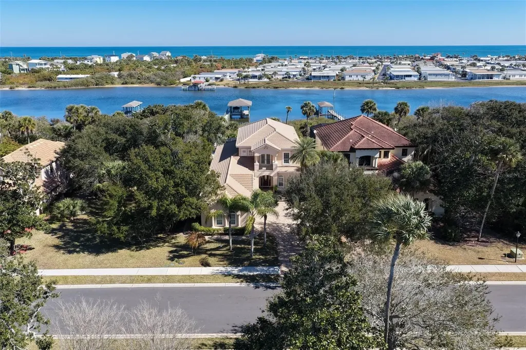 11 S Riverwalk Drive Palm Coast FL 32137