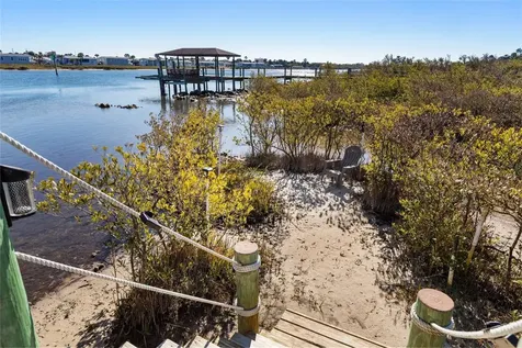 11 S Riverwalk Drive Palm Coast FL 32137
