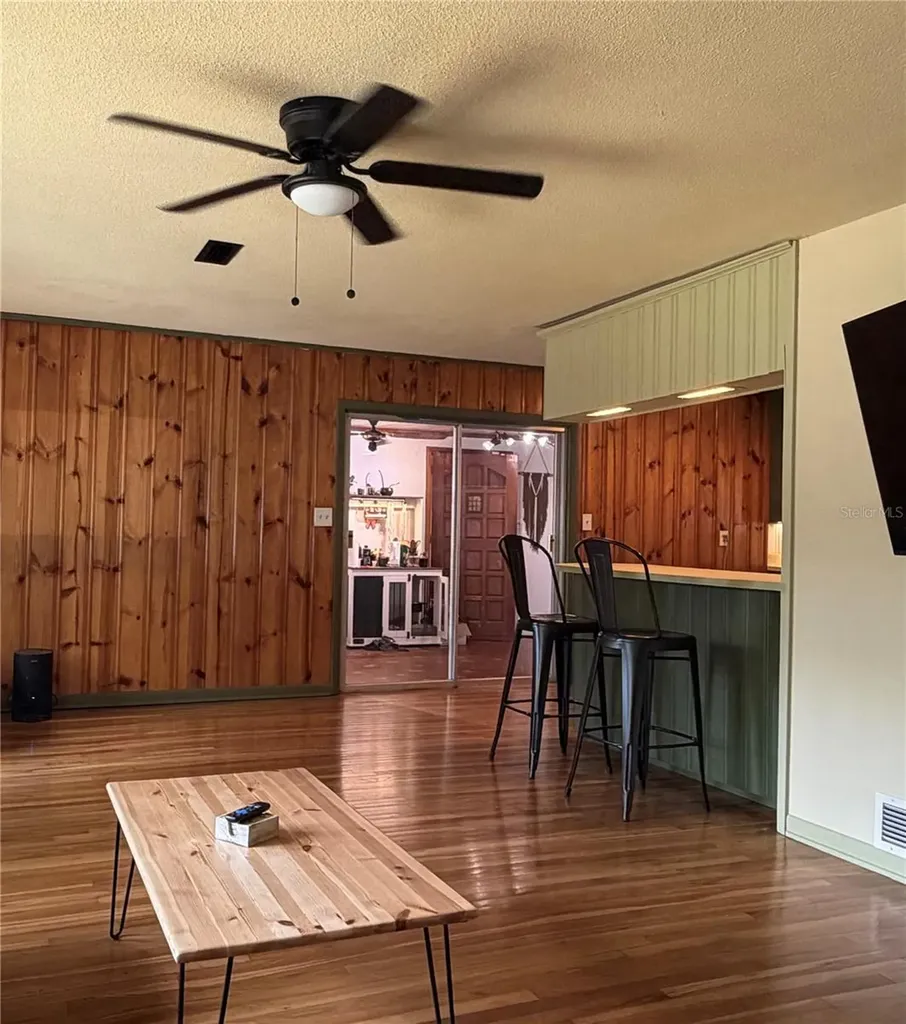 20526 N State Road 121 Alachua FL 32615