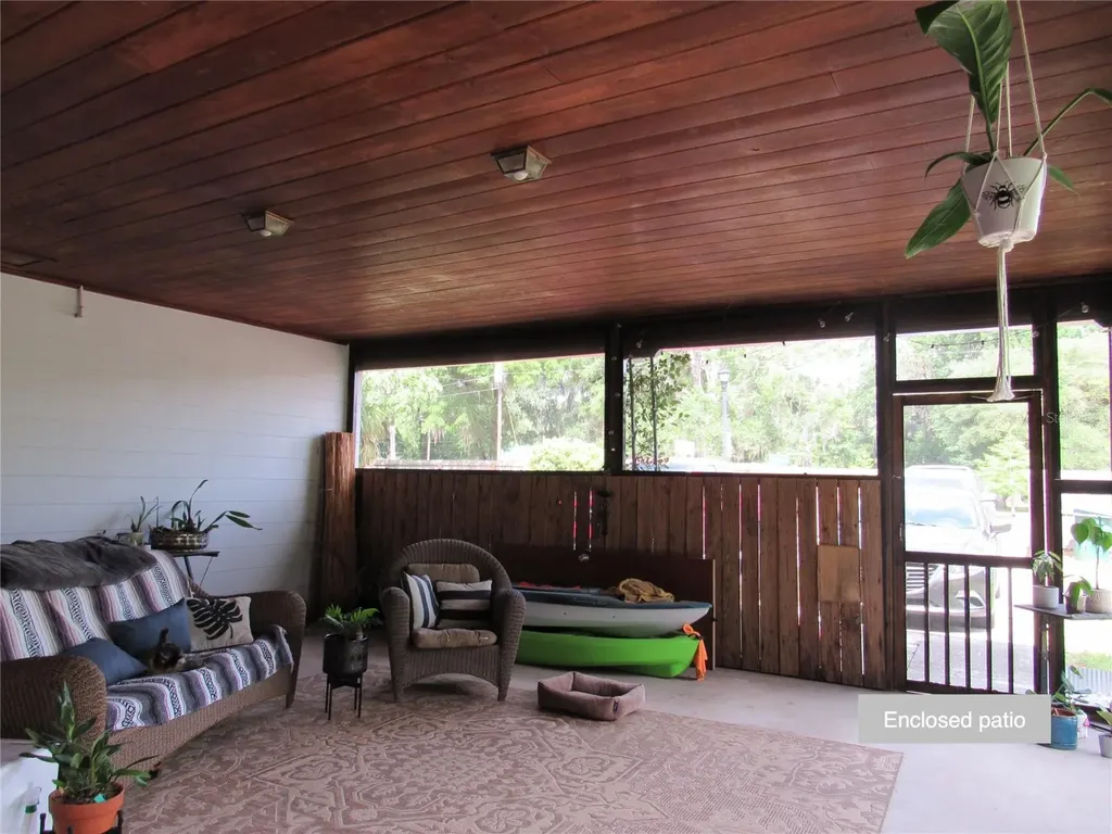 20526 N State Road 121 Alachua FL 32615