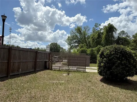 20526 N State Road 121 Alachua FL 32615