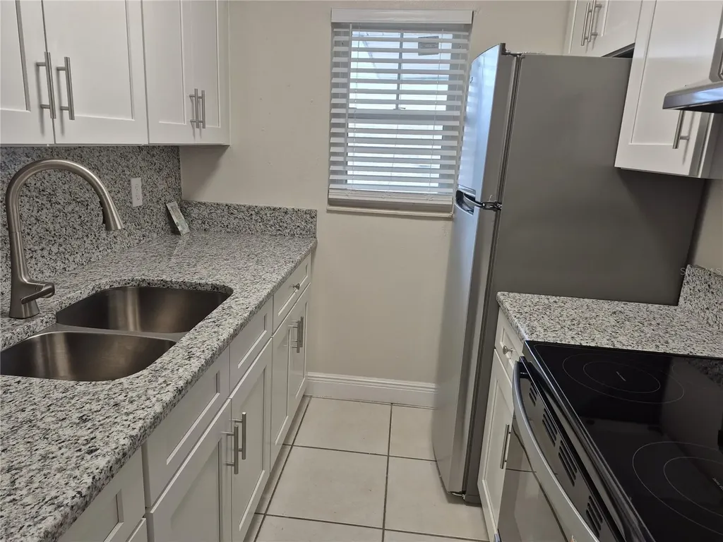 845 Sky Lake Circle Orlando FL 32809
