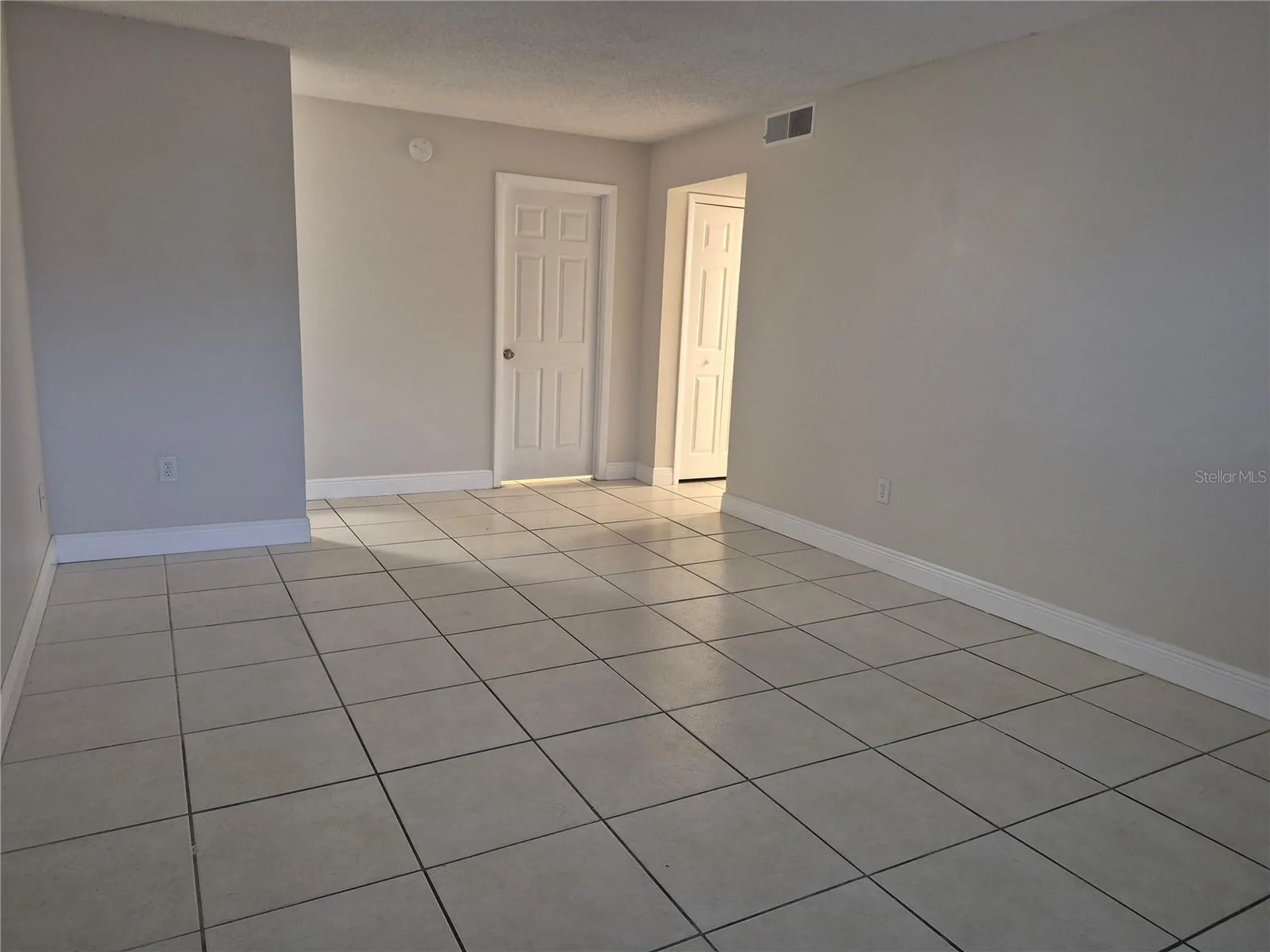 845 Sky Lake Circle Orlando FL 32809