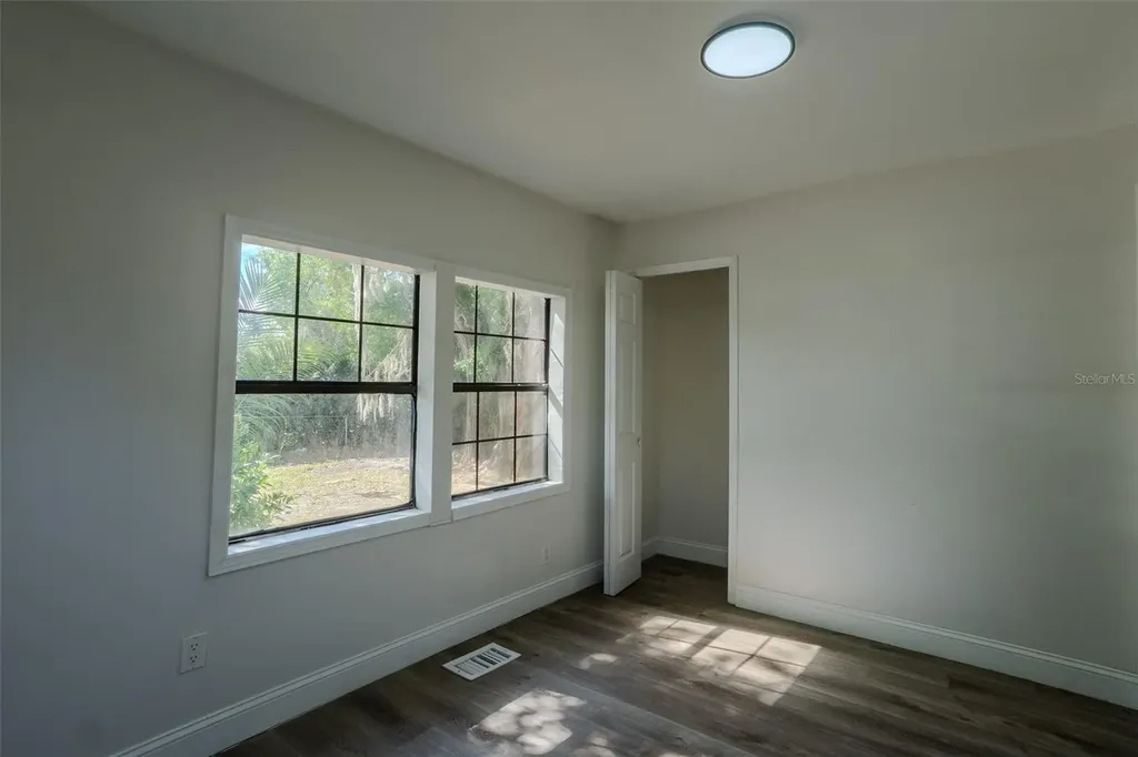 599 Carolina Avenue Fort Myers FL 33905