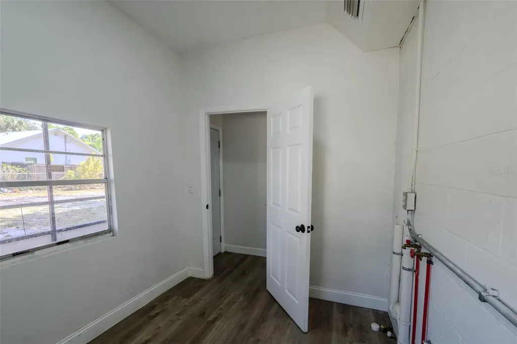 599 Carolina Avenue Fort Myers FL 33905