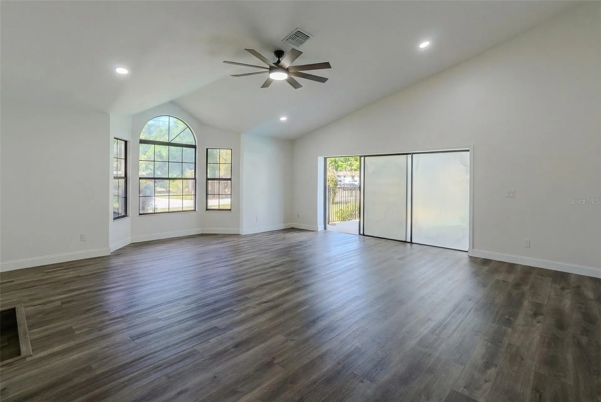 599 Carolina Avenue Fort Myers FL 33905