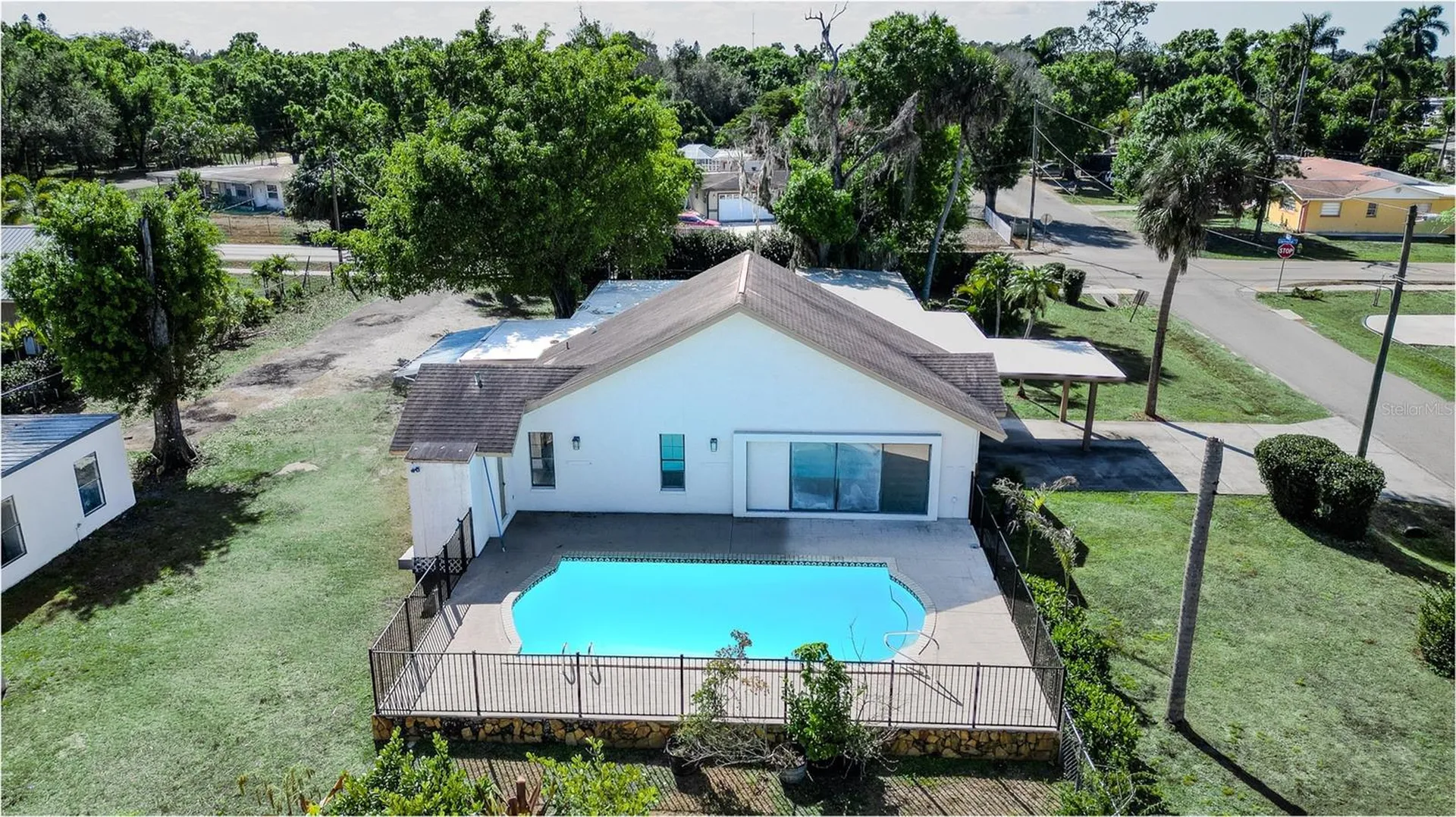 599 Carolina Avenue Fort Myers FL 33905