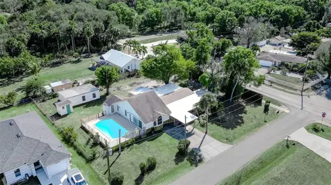 599 Carolina Avenue Fort Myers FL 33905