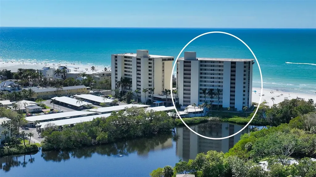 19 Whispering Sands Drive Sarasota FL 34242