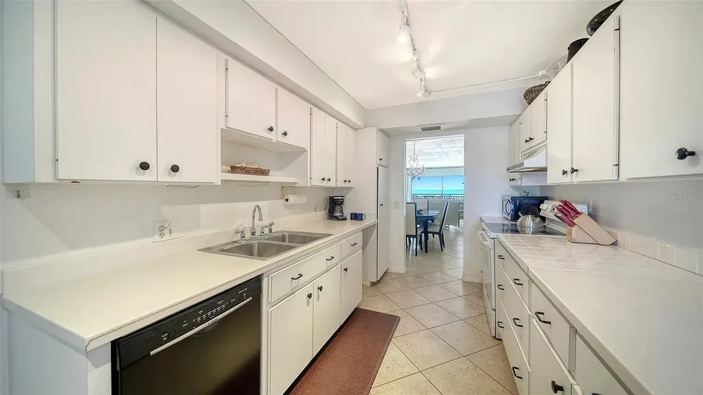 19 Whispering Sands Drive Sarasota FL 34242
