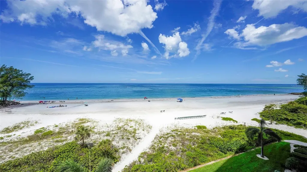 19 Whispering Sands Drive Sarasota FL 34242