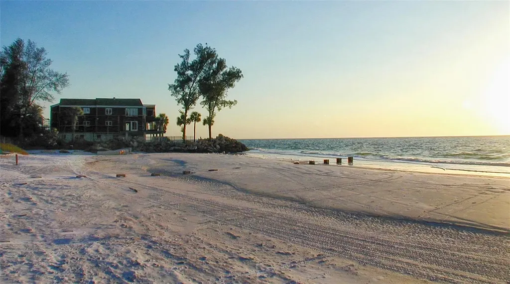 19 Whispering Sands Drive Sarasota FL 34242