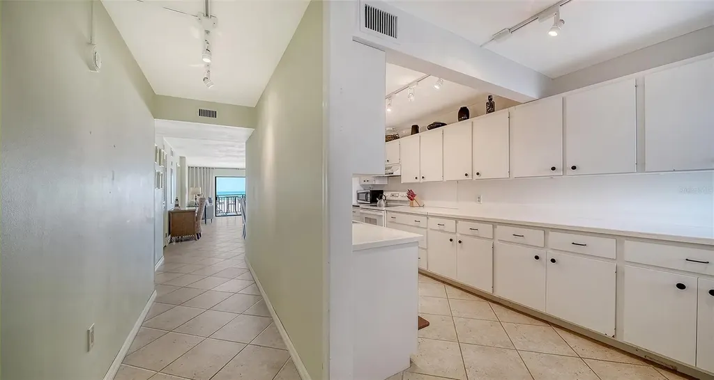 19 Whispering Sands Drive Sarasota FL 34242