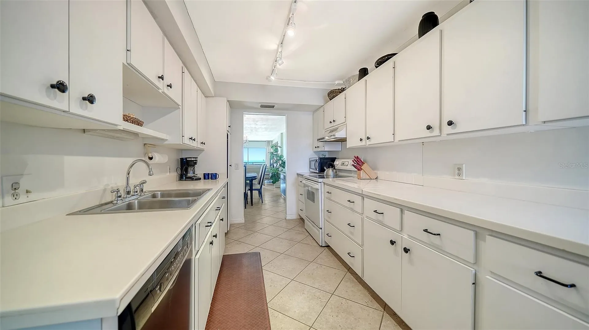19 Whispering Sands Drive Sarasota FL 34242