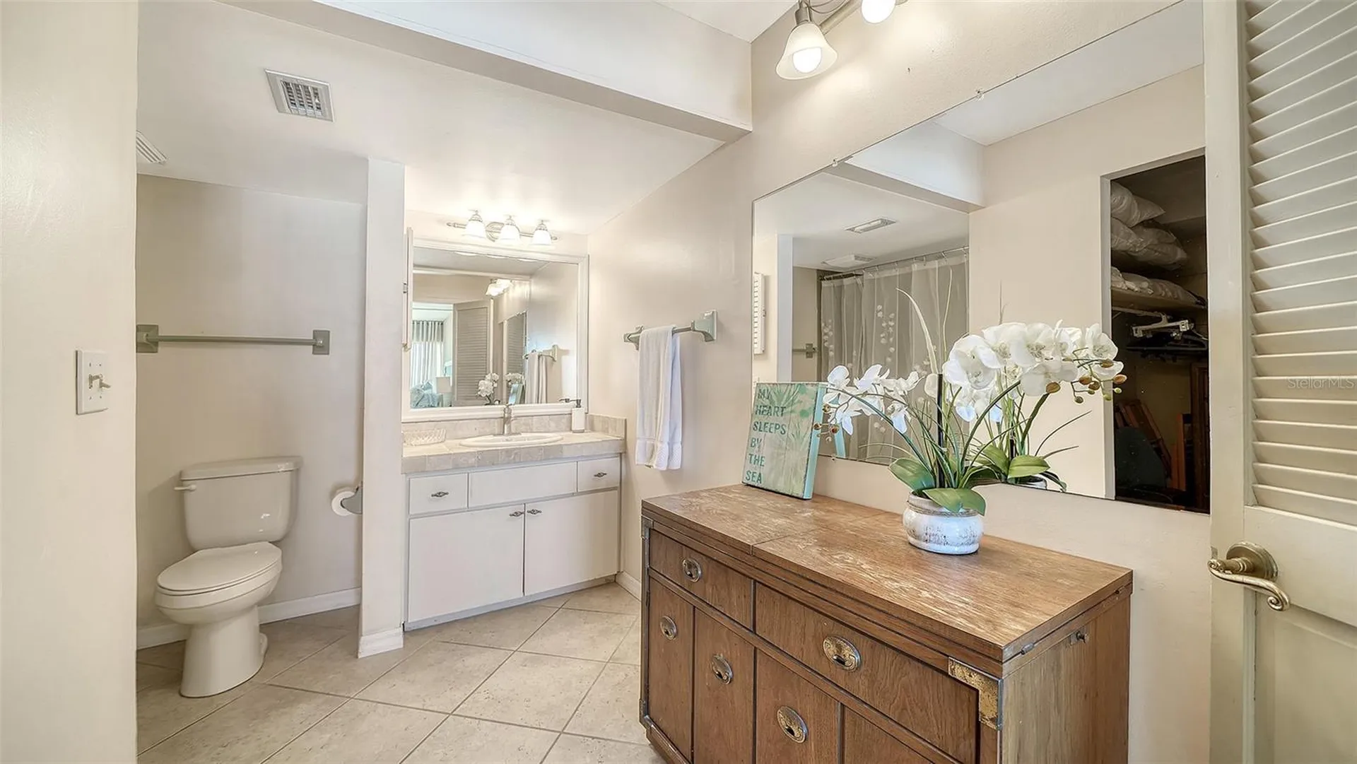 19 Whispering Sands Drive Sarasota FL 34242