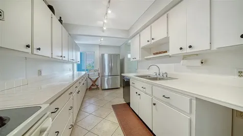 19 Whispering Sands Drive Sarasota FL 34242
