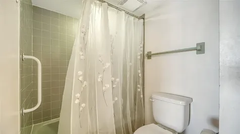 19 Whispering Sands Drive Sarasota FL 34242