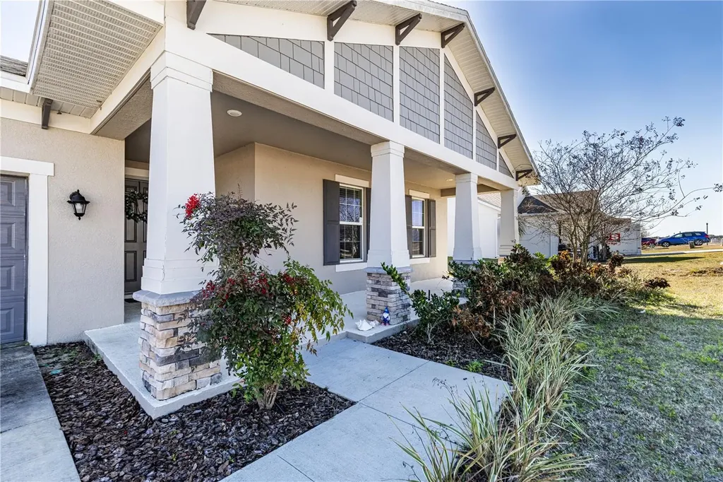 13343 Lake Yale View Loop Grand Island FL 32735
